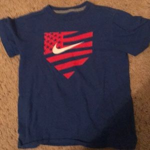 Nike boys shirt